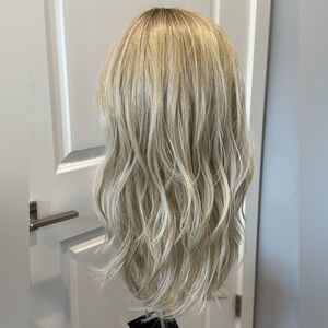 Belle Tress Lisbon Wig In Crushed Almond Blonde R! Long Beautiful Blonde Wig